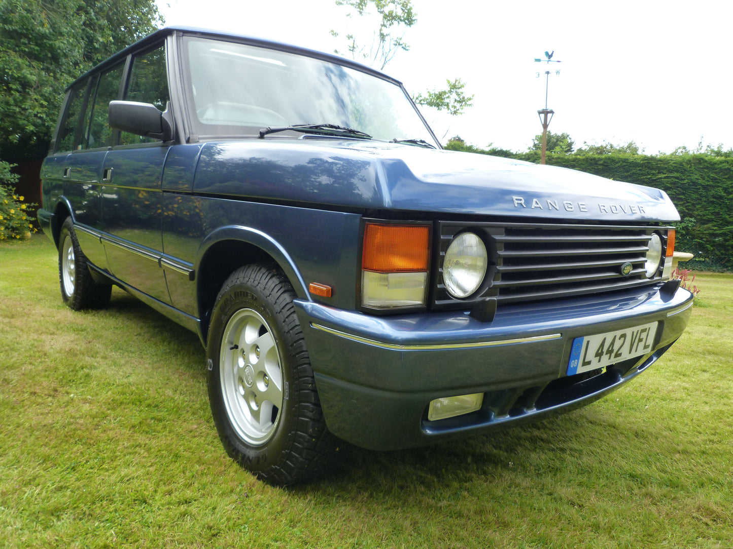 SOLD Range Rover Classic LSE