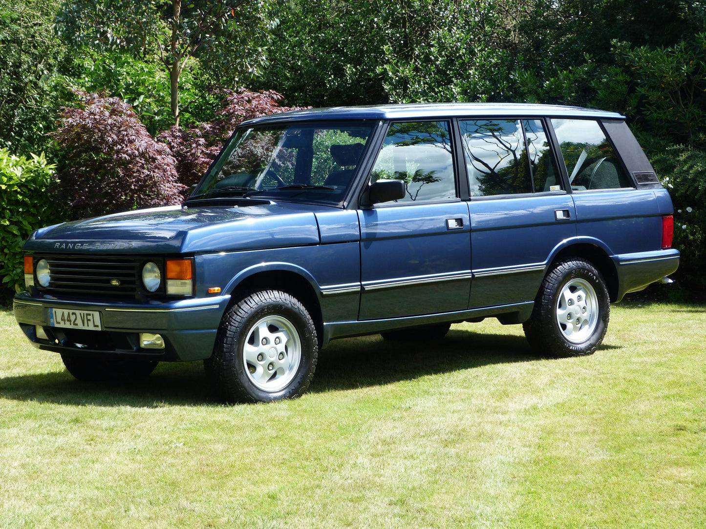 SOLD Range Rover Classic LSE